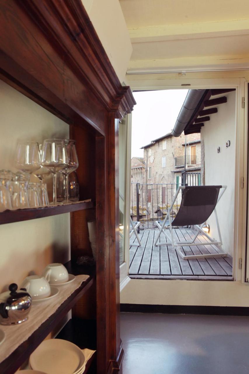La Costarella - Central With Cozy Terrace Siena Ngoại thất bức ảnh
