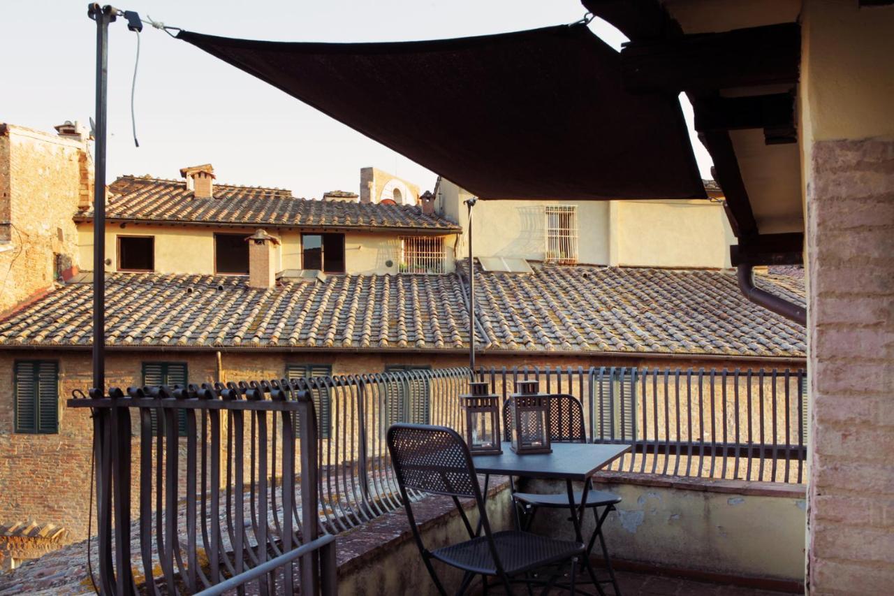 La Costarella - Central With Cozy Terrace Siena Ngoại thất bức ảnh